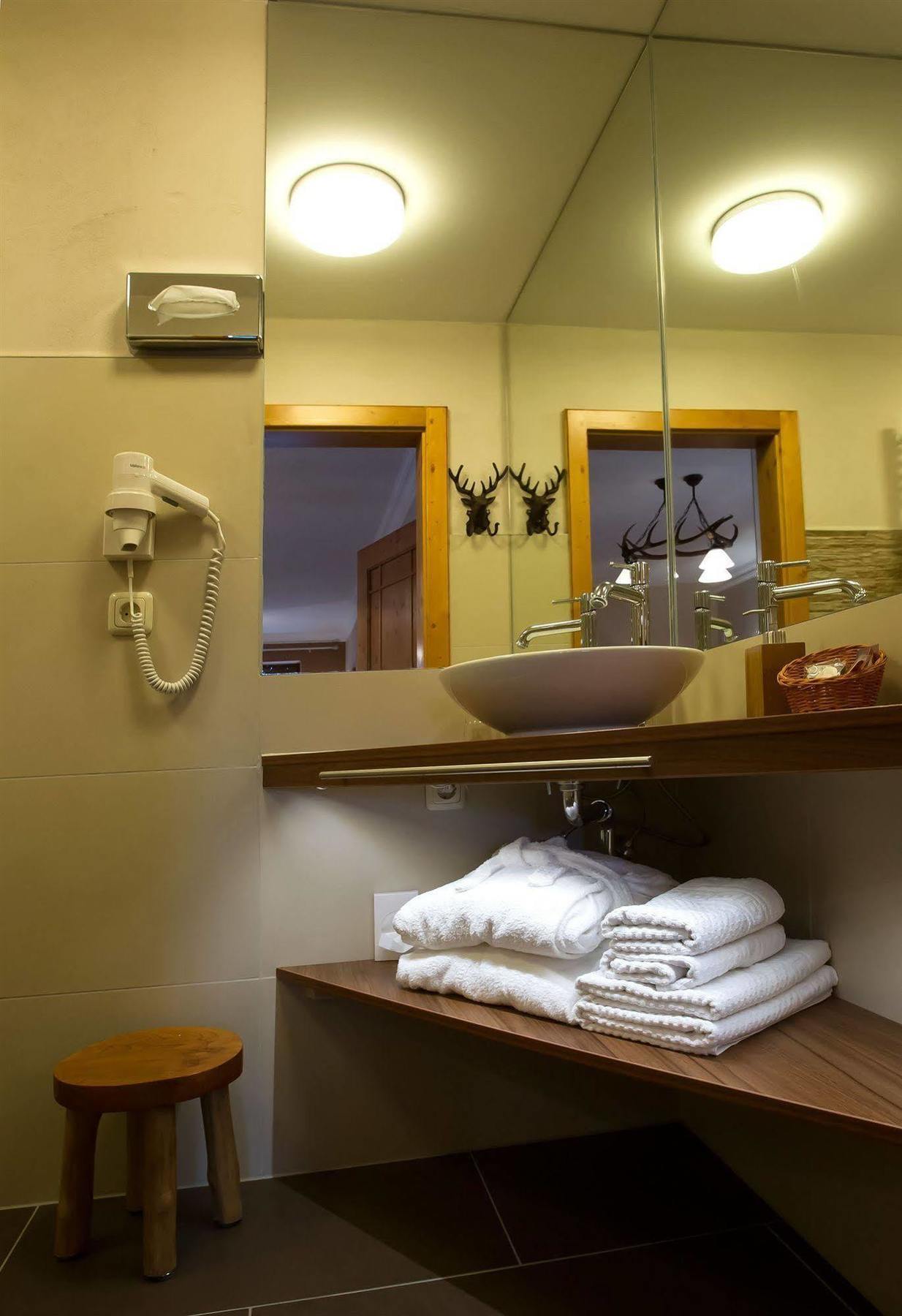 Lindenhof Hotel 3*
